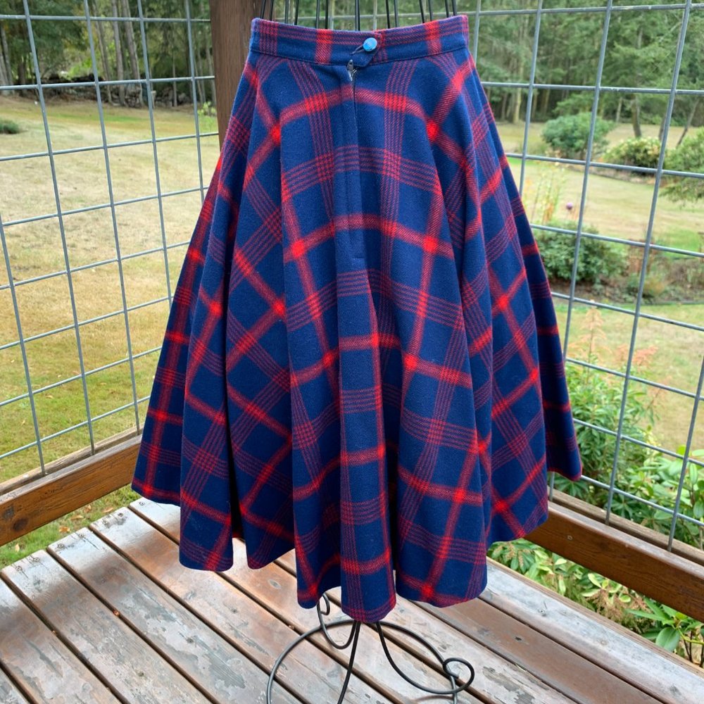 Pendleton Authentic 100% Pure Virgin Wool Plaid S… - image 4